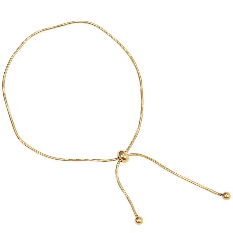 Adjustable chain brecelt