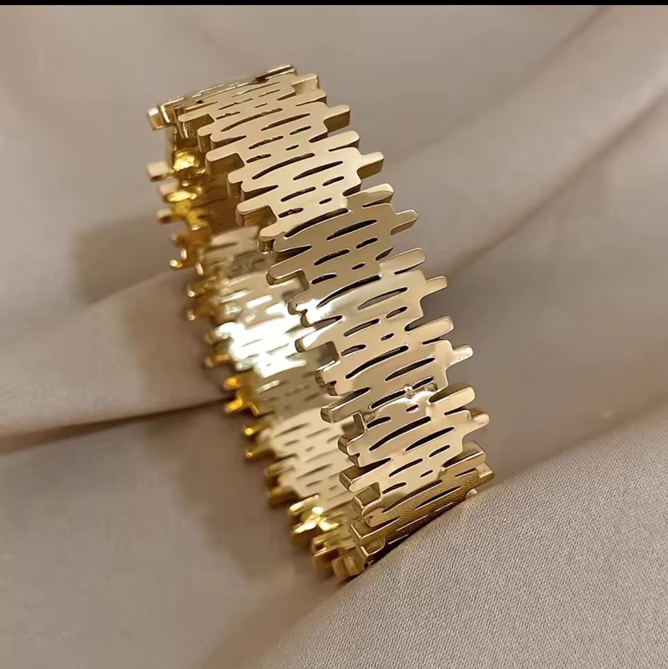 Modren Textured Gold Cuff | Chic Everyday Luxury