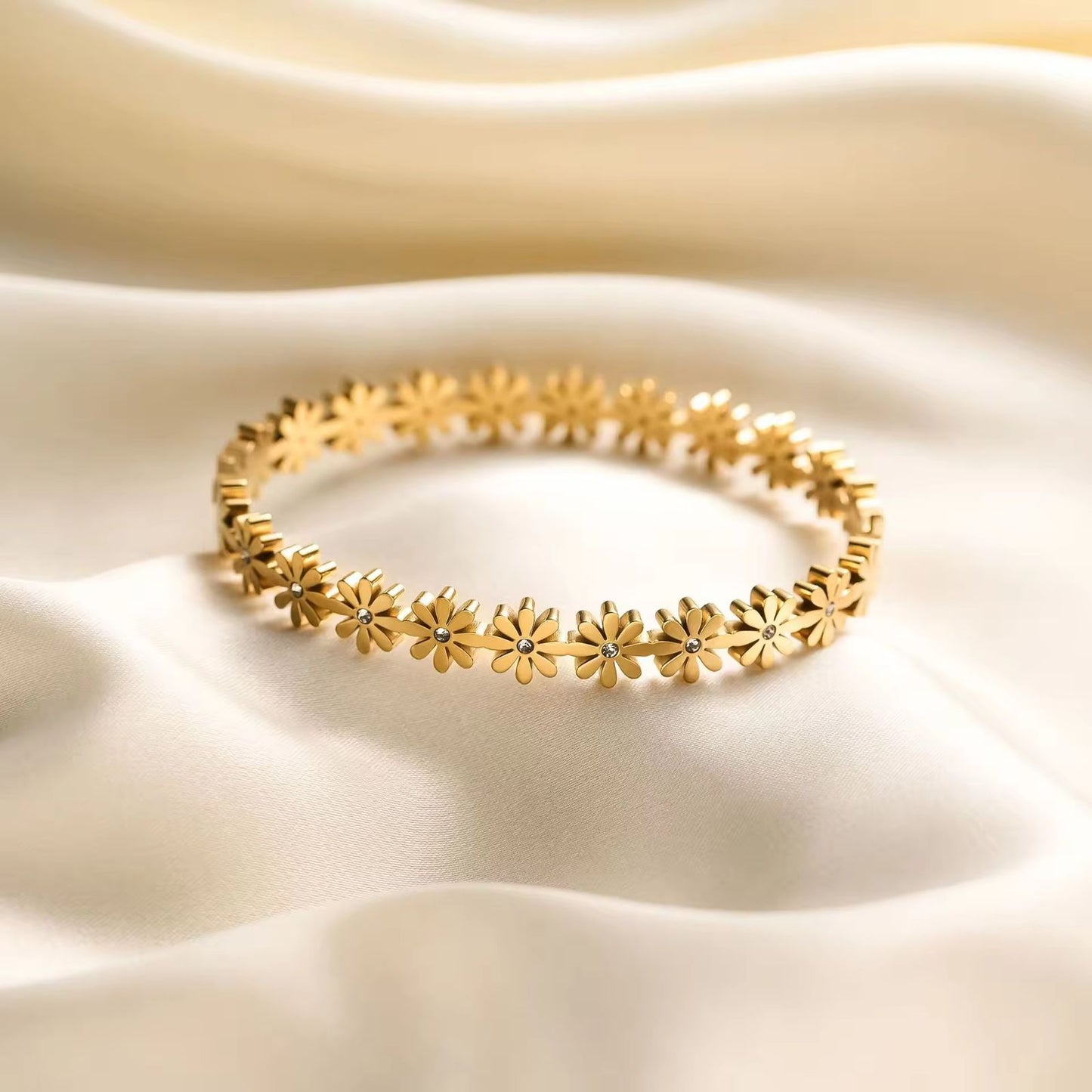 Dainty Daisy Chain Bangle | Elegant Floral Charm