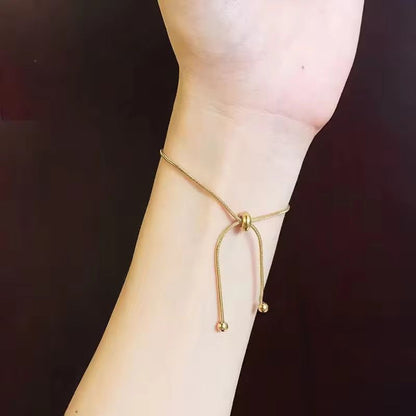 Adjustable chain brecelt